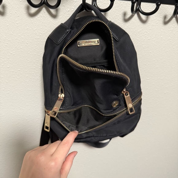 Lululemon City Adventurer Purse/Backpack *Micro 3L - Picture 9 of 9